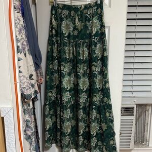 Women's Dark Green Floral Tiered Maxi Skirt